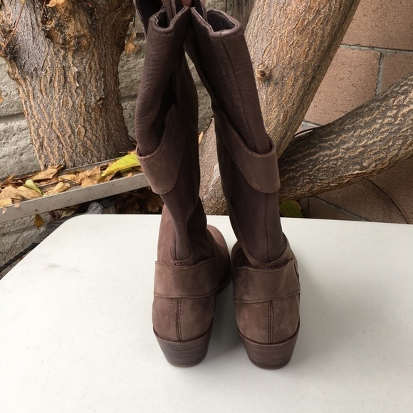 EMU Australia Tall Leather Wedge Boot - Picture 8 of 14